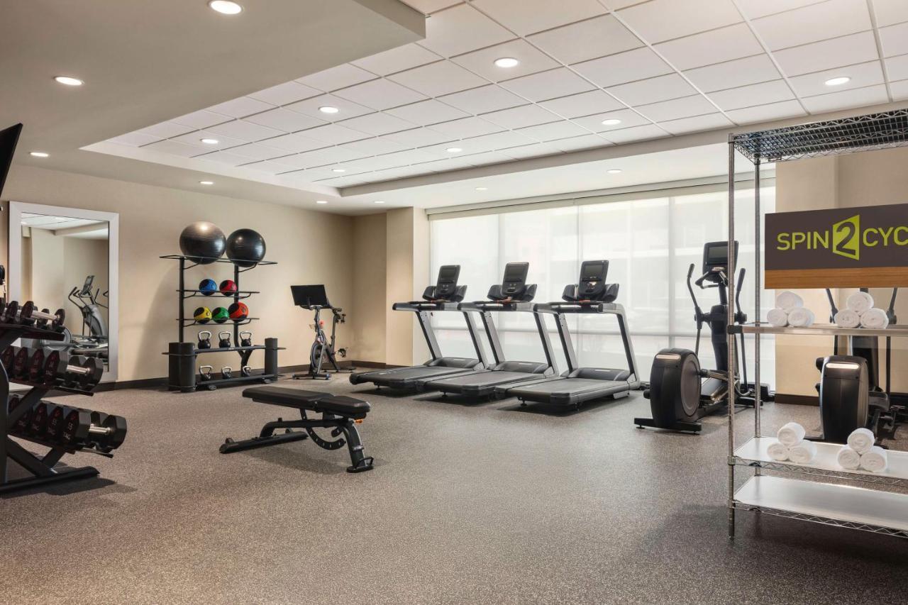 Home2 Suites By Hilton Milwaukee West West Allis Eksteriør bilde