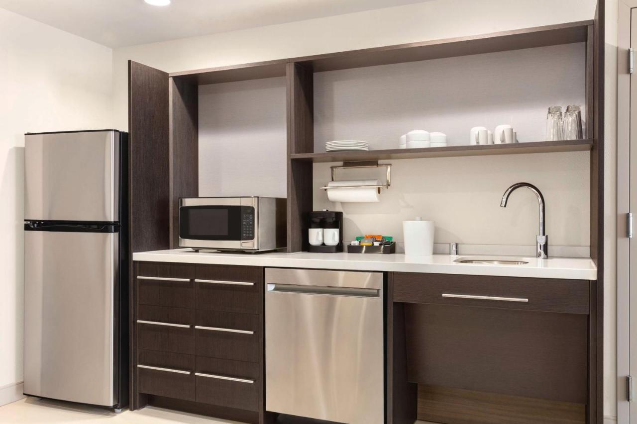 Home2 Suites By Hilton Milwaukee West West Allis Eksteriør bilde
